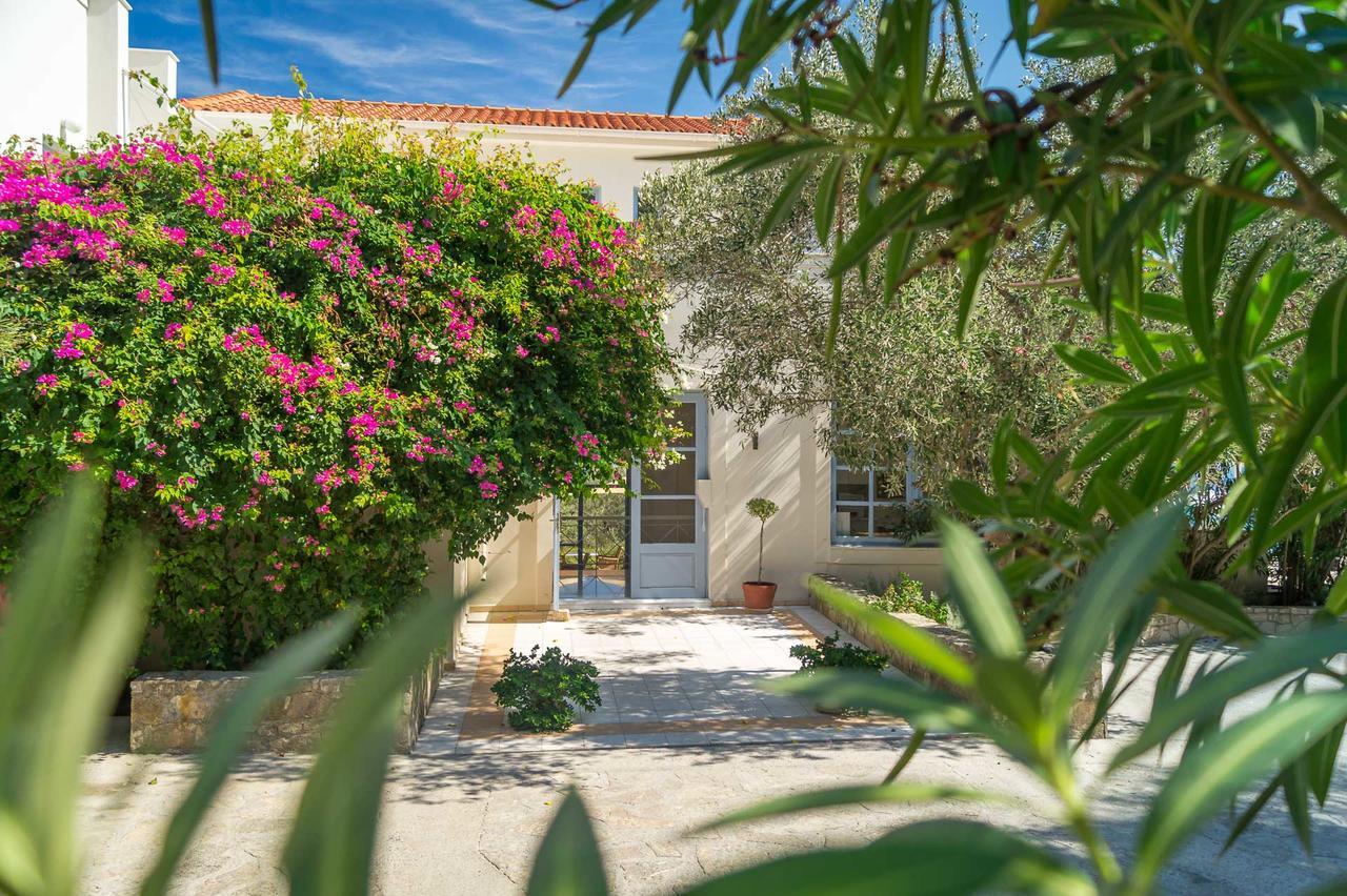Armonia Bay Hotel Kokkari Ngoại thất bức ảnh